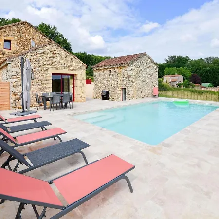 Holiday home Majestic With Swimming Pool Prats-du-Perigord